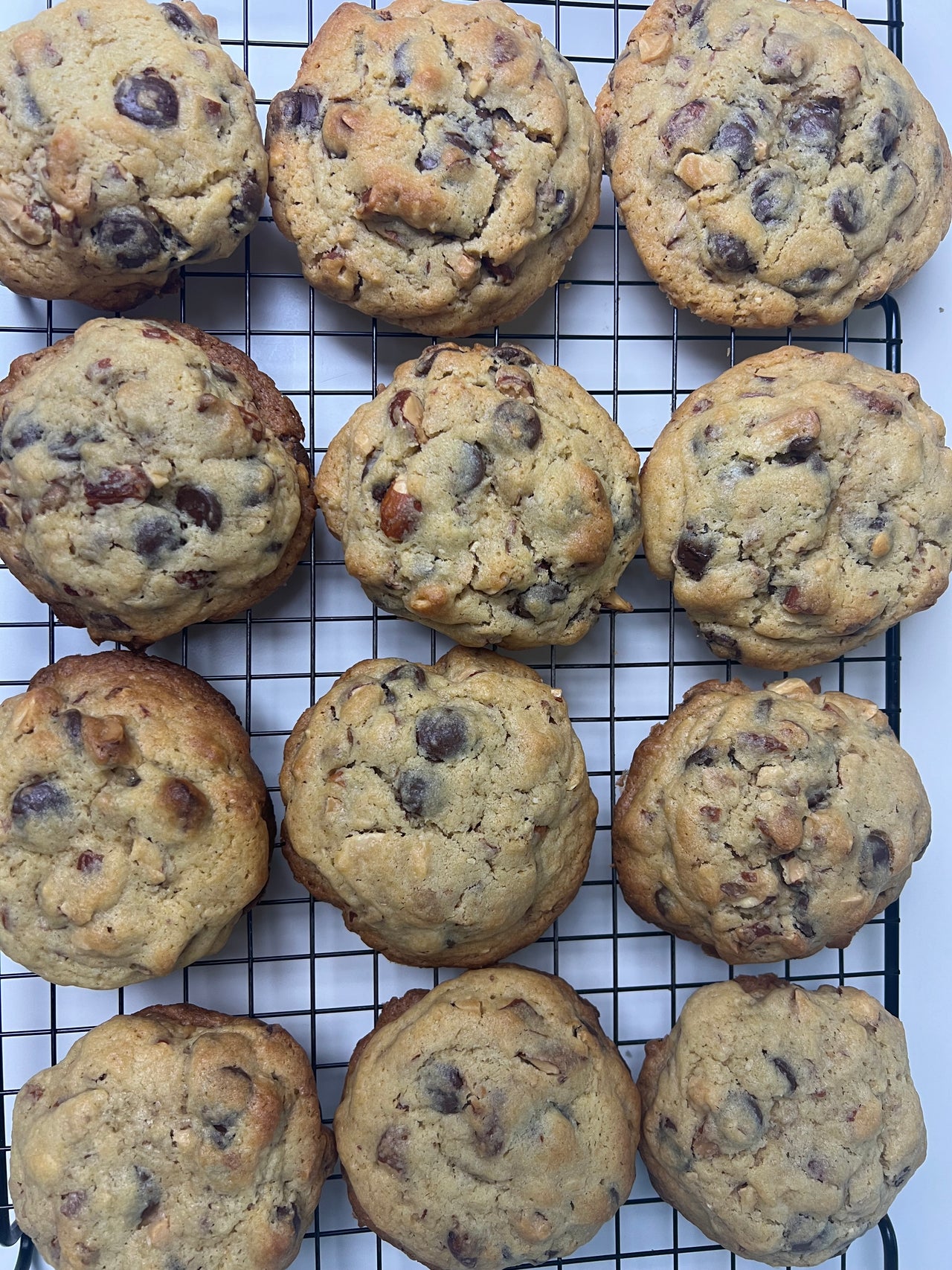 K- Style Levain Cookies with Almond and Chocolate