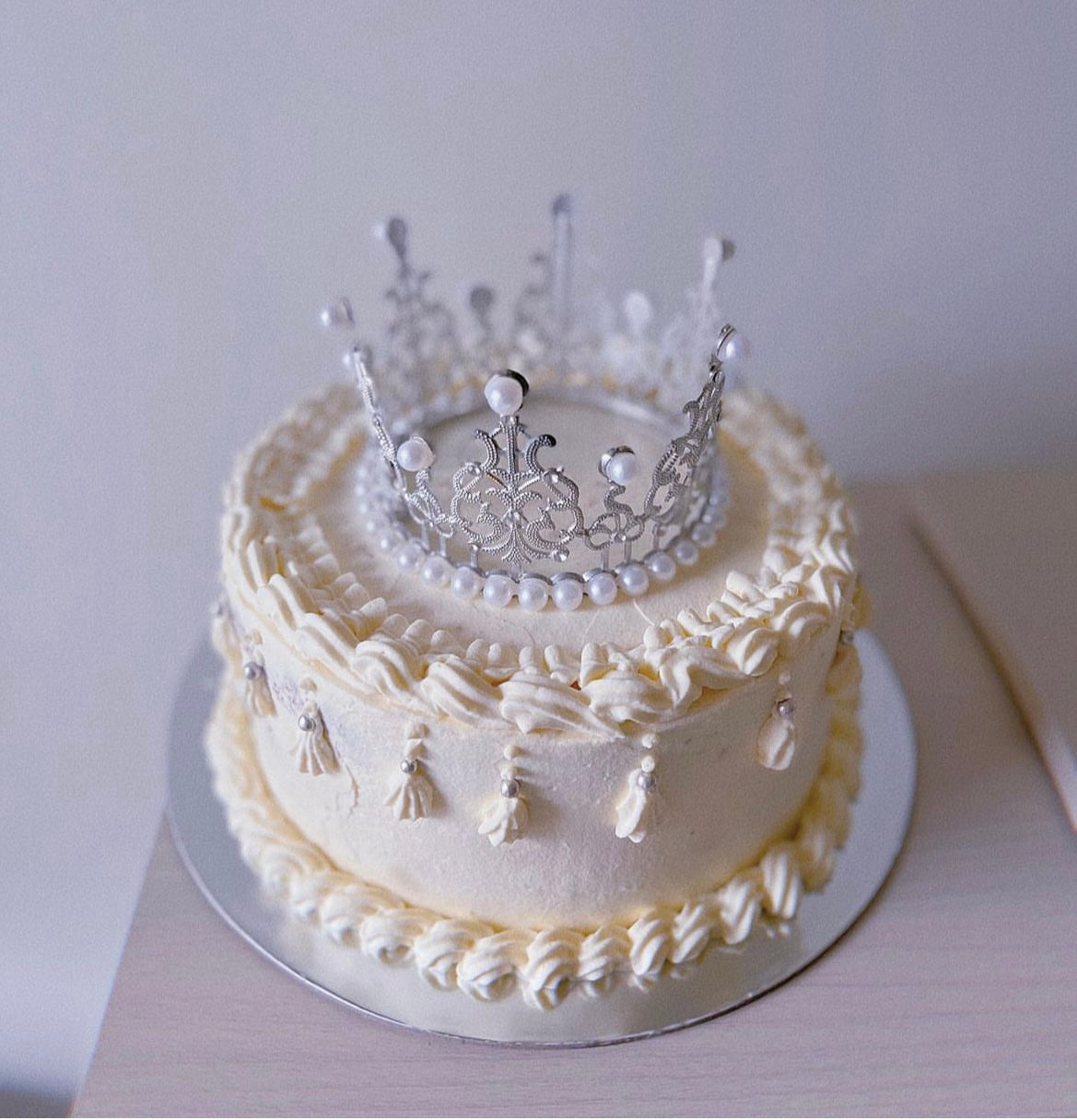 Crown Cake